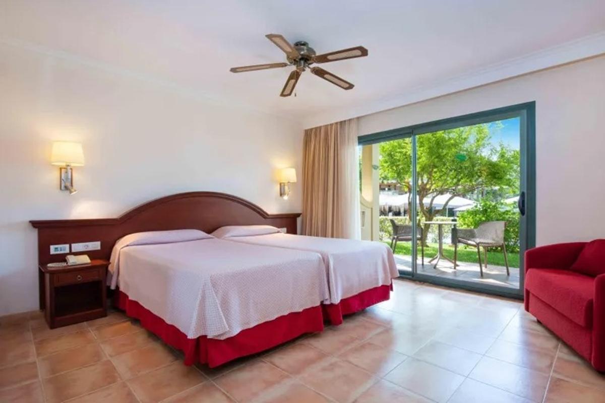 Отель Valentin Star Menorca - Adults Only Сьюдадела Экстерьер фото