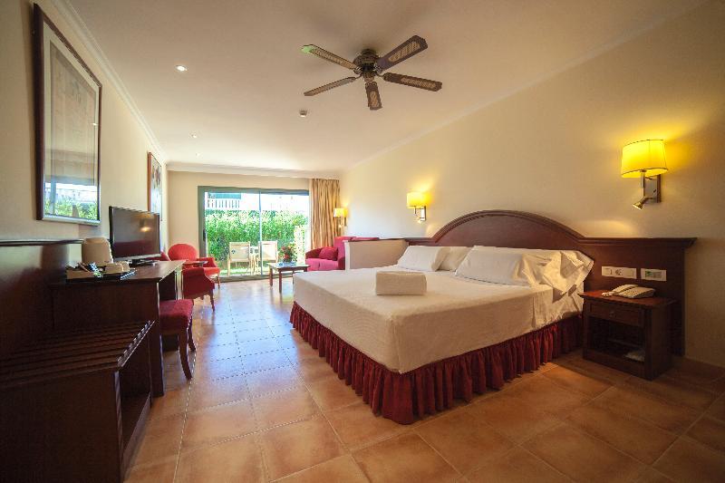 Отель Valentin Star Menorca - Adults Only Сьюдадела Экстерьер фото