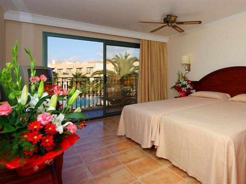 Отель Valentin Star Menorca - Adults Only Сьюдадела Экстерьер фото